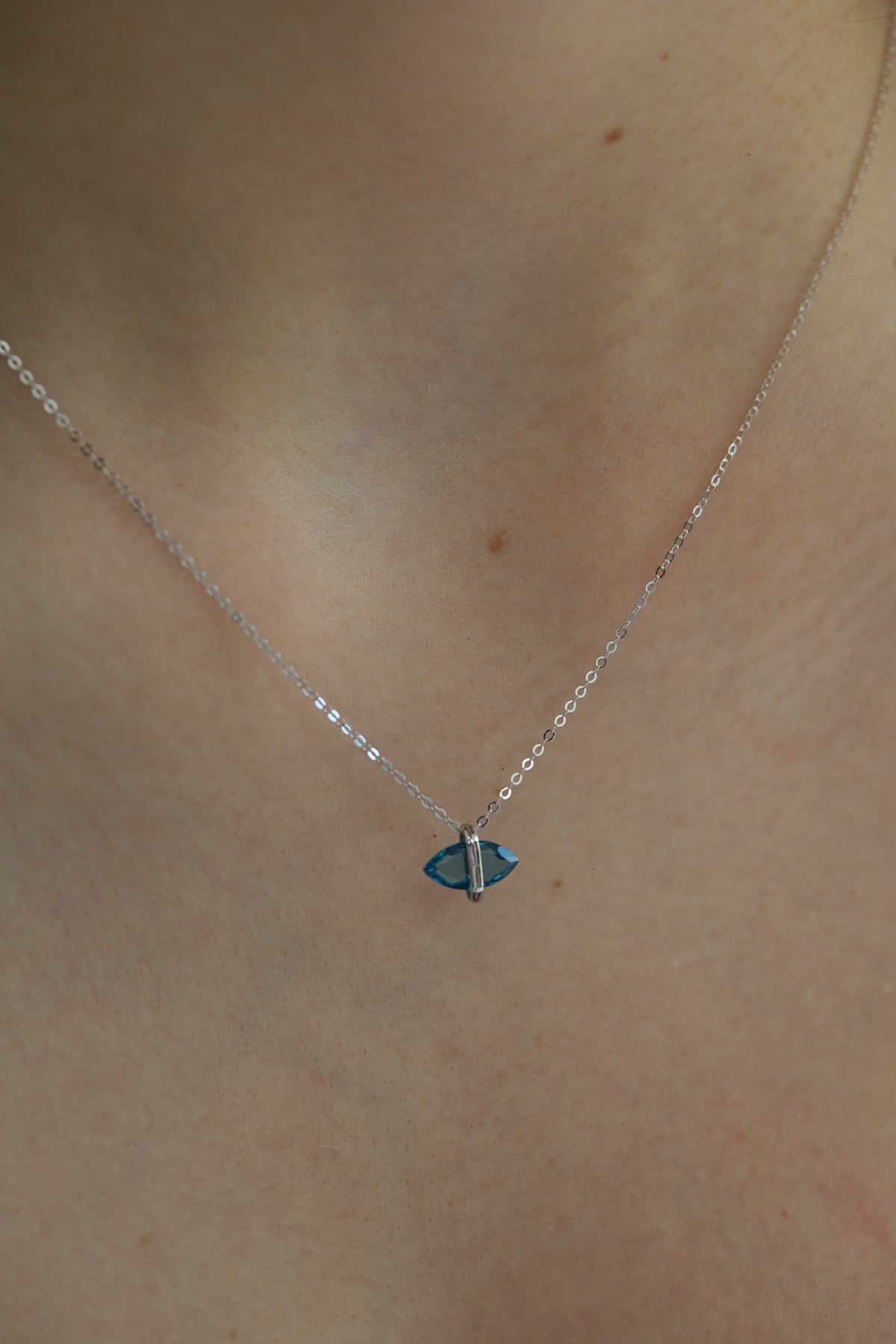 Inner Eye Single-Chain Necklace