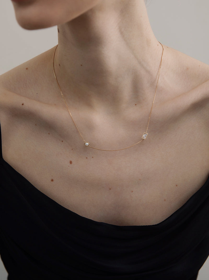 Breeze Pearl Necklace