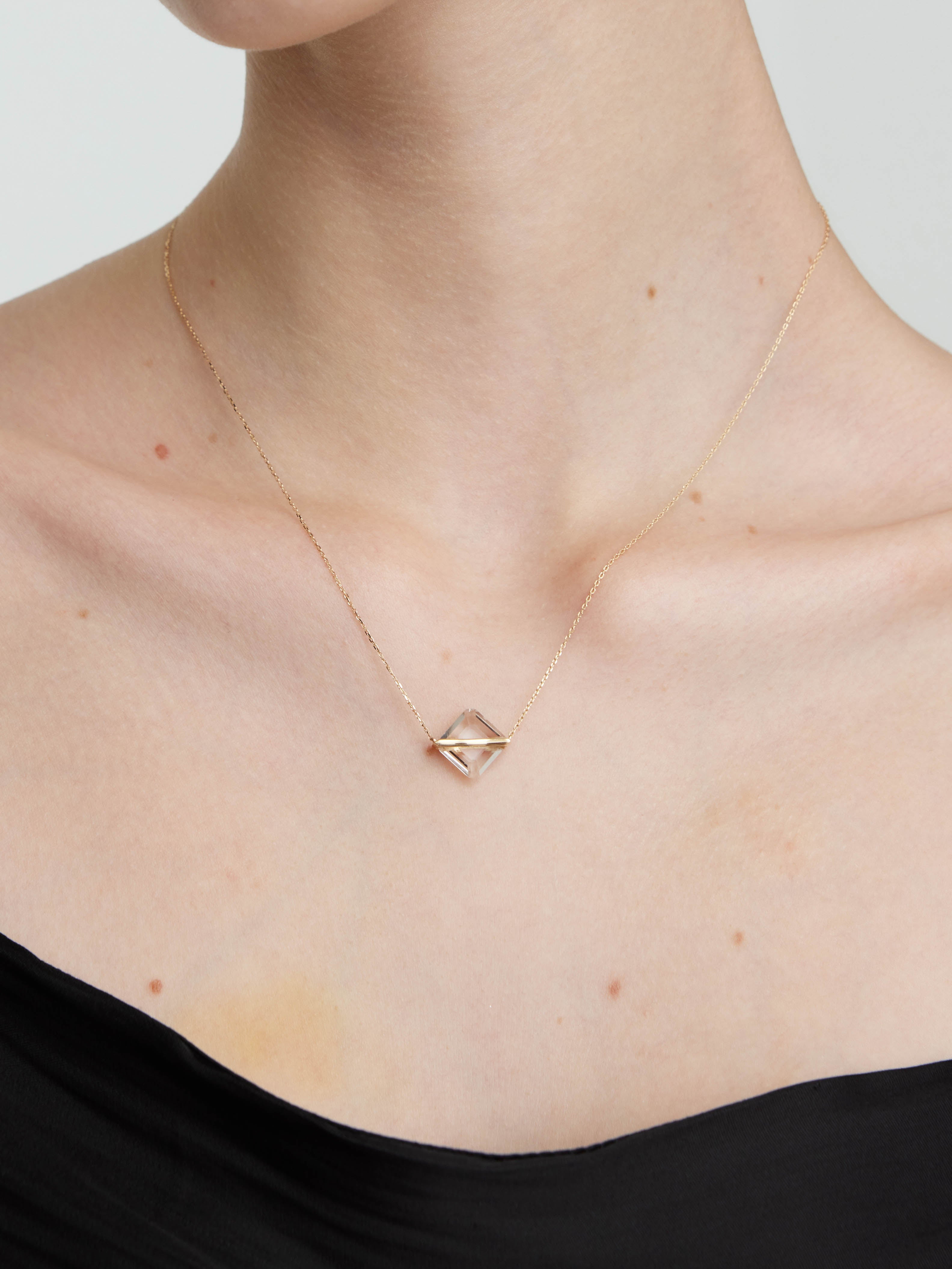 14K GOLD CRYSTAL NECKLACE