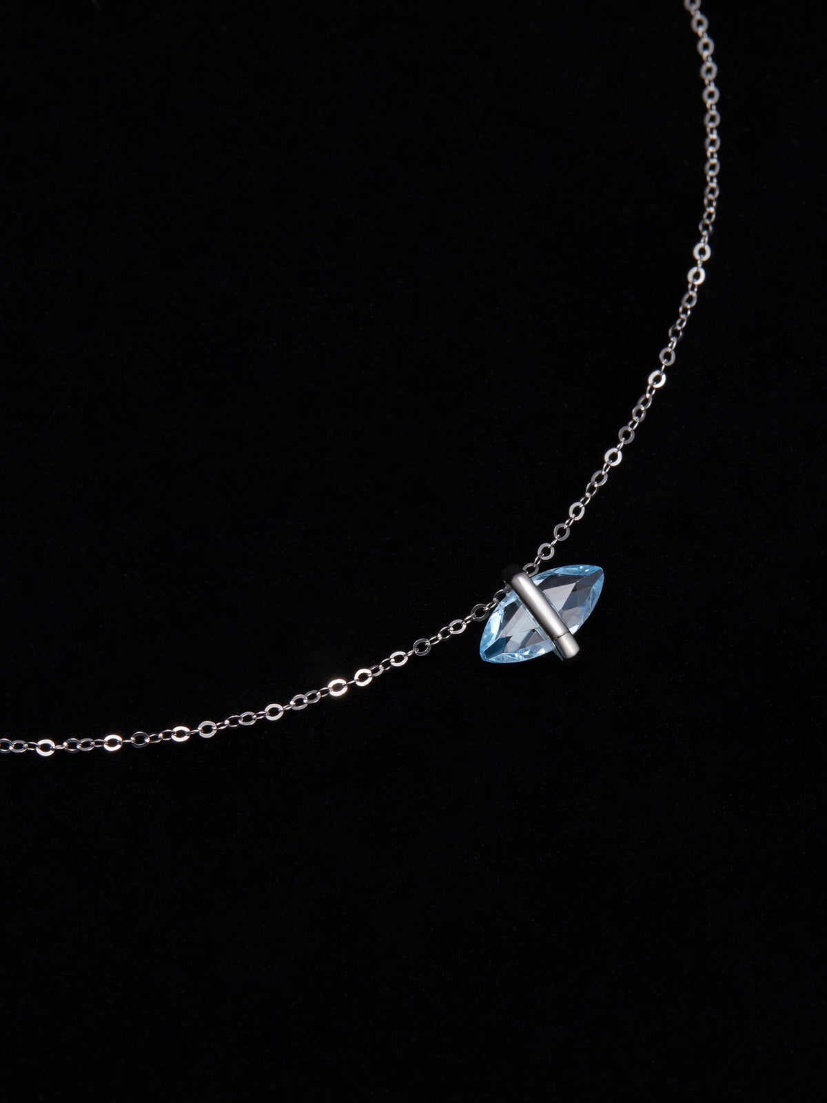 Inner Eye Single-Chain Necklace