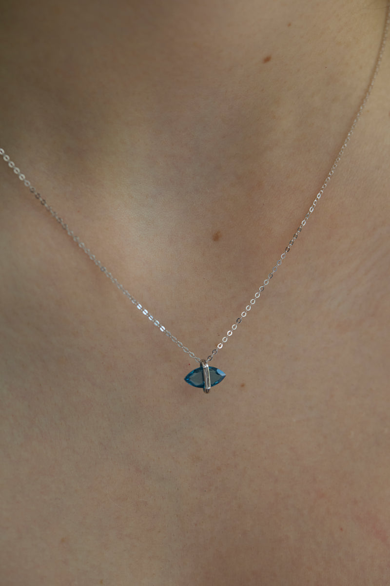 Inner Eye Single-Chain Necklace