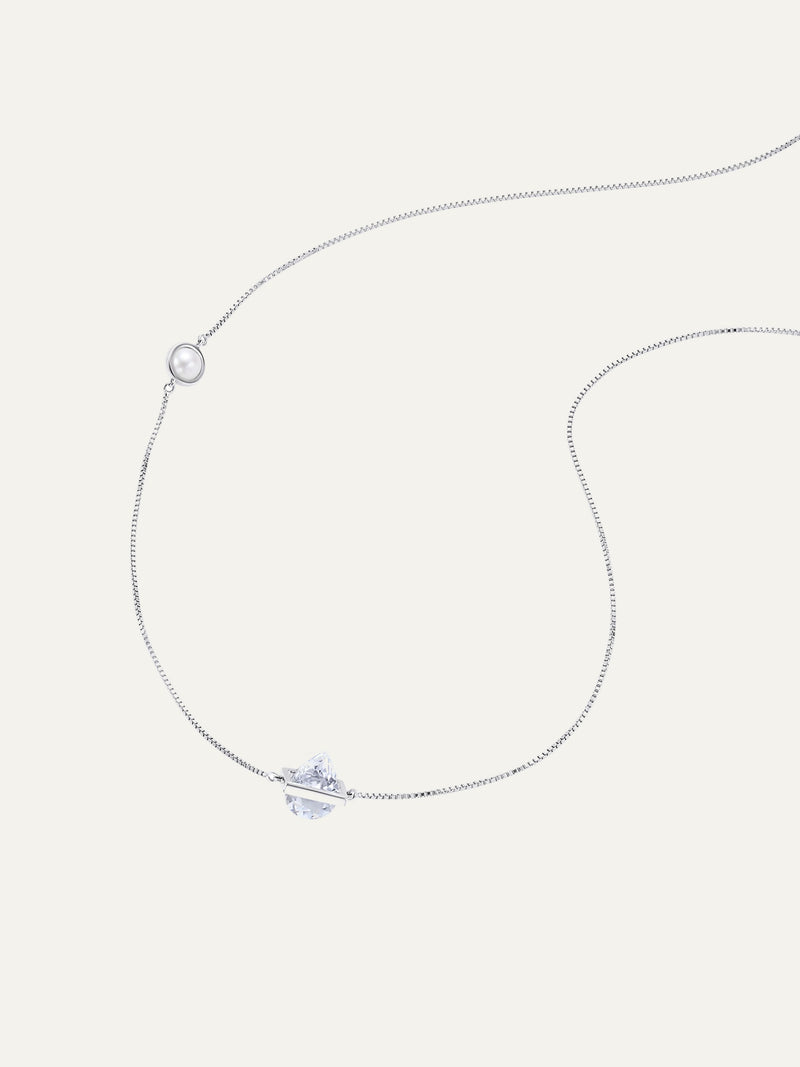 Breeze Pearl Necklace