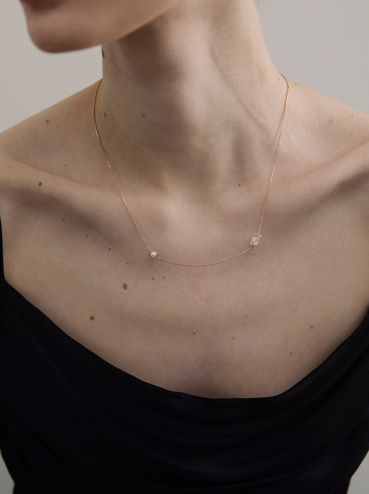Breeze Pearl Necklace